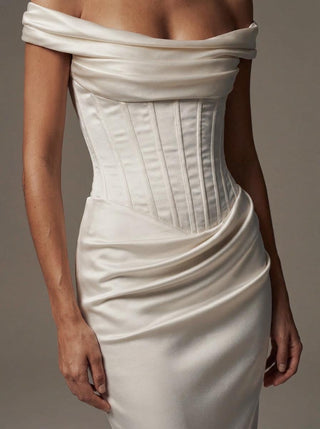 Made-to-measure Constance mermaid in silk satin with an off-shoulder collar and a draped hip