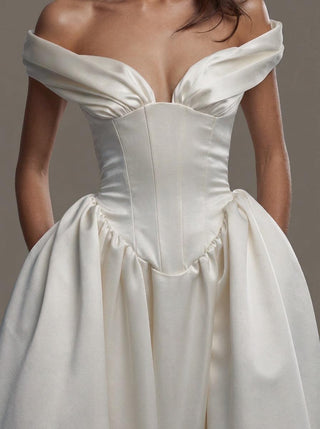 Made-to-measure Fontaine ballgown in duchess satin with an off-shoulder folded collar and a full gathered skirt